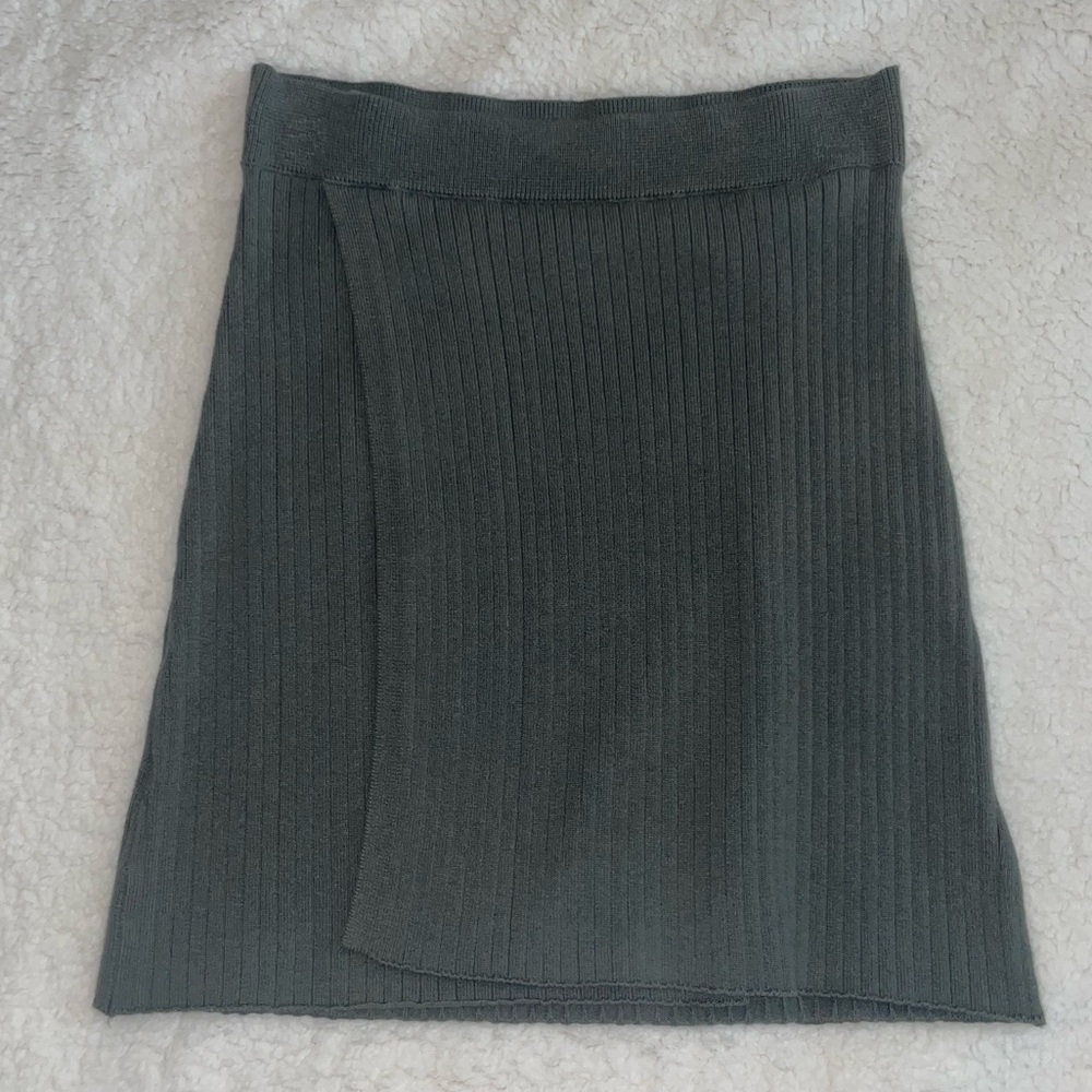 Dark Green Knit Ribbed Mini Skirt